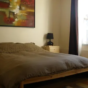 Apartment Cozy Apt Centre, 5 Mins Louvre, Paris